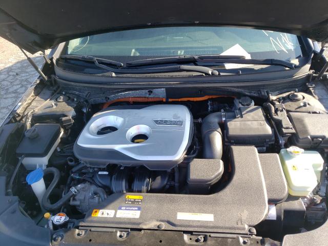 2016 HYUNDAI SONATA PLU KMHE14L29GA022473