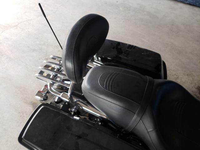2008 HARLEY-DAVIDSON FLHX 1HD1KB4108Y688901