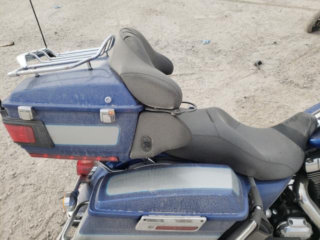 2010 HARLEY-DAVIDSON FLHTCU 1HD1FC41XAB641104
