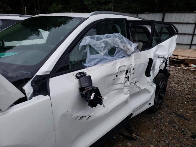2021 VOLVO XC40 T5 MO YV4162UK6M2589332