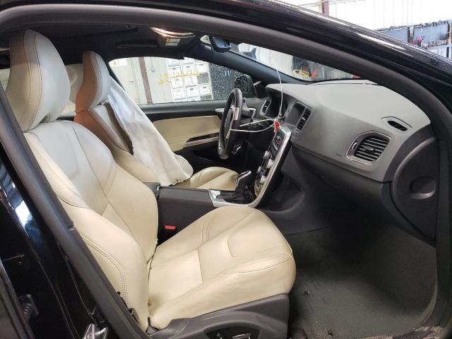 2017 VOLVO V60 T5 INS YV140MEL7H1368297