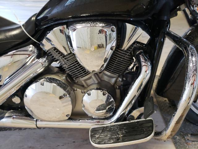 2009 HONDA VTX1300 R 1HFSC526X9A601136