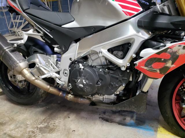 2018 APRILIA TUONO ZD4KGU009JS000875