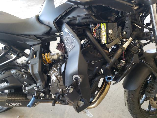 2019 YAMAHA MT07 JYARM27E1KA003958