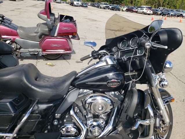 2009 HARLEY-DAVIDSON FLHTCU 1HD1FC4199Y619667