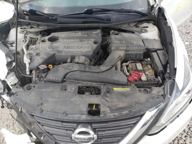 2017 NISSAN UK 1N4AL3AP4HN327451