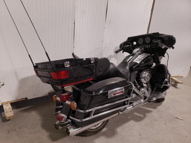 2010 HARLEY-DAVIDSON FLHTCU 1HD1FC412AB627827