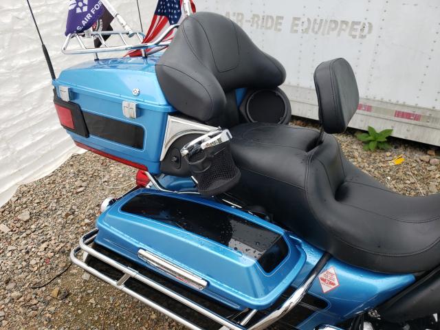 2011 HARLEY-DAVIDSON FLHTCU 1HD1FC417BB617926