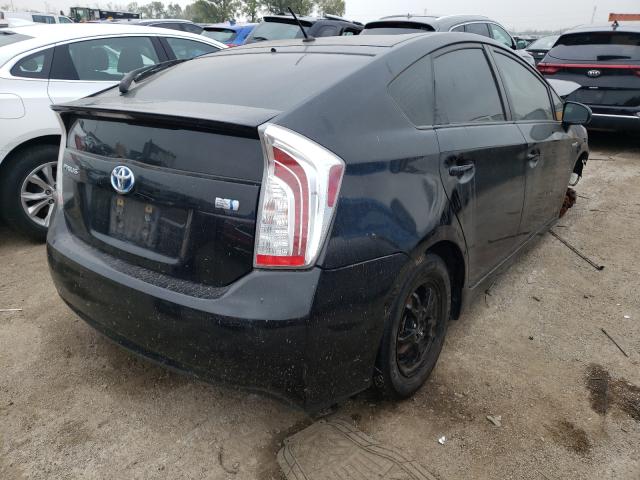 JTDKN3DU4E1781907 Toyota Prius 2014. Фото: 3