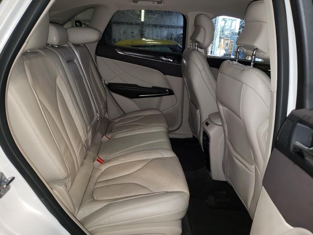 2017 LINCOLN MKC RESERV 5LMTJ3DH3HUL00804