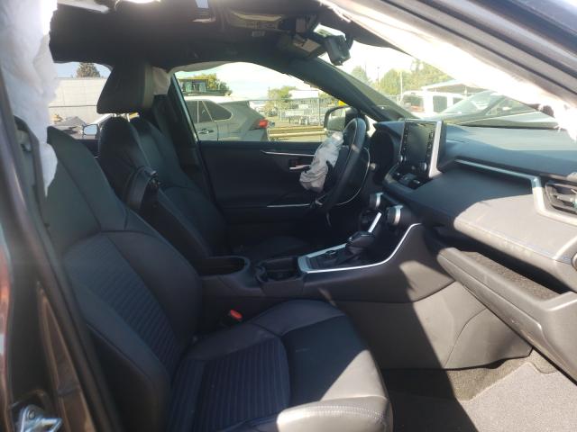 2019 TOYOTA RAV4 XSE JTMEWRFV9KJ024564