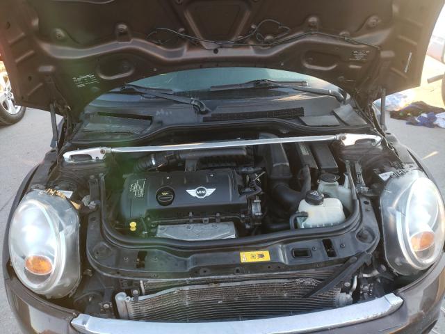 2011 MINI COOPER CLU WMWZF3C50BT188953
