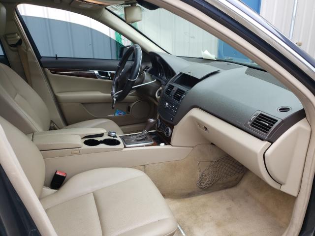 2010 MERCEDES-BENZ C300 WDDGF5EB3AR095144