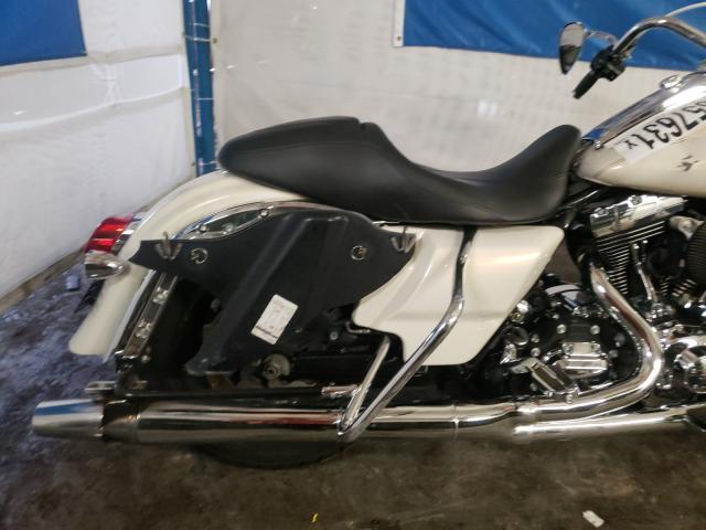 2015 HARLEY-DAVIDSON FLHR ROAD 1HD1FBM12FB697653