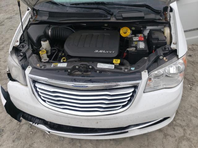 2016 CHRYSLER TOWN AND C 2C4RC1BG3GR288580