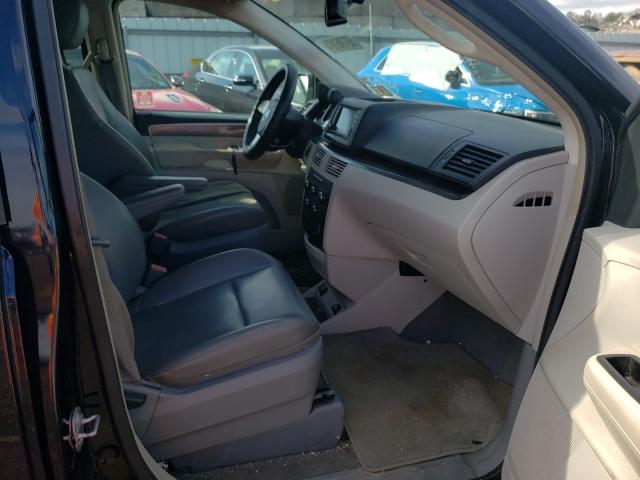 2010 VOLKSWAGEN ROUTAN SE 2V4RW3D16AR242380