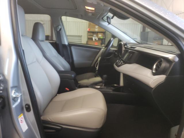 2018 TOYOTA RAV4 HV LE JTMRJREV5JD236568