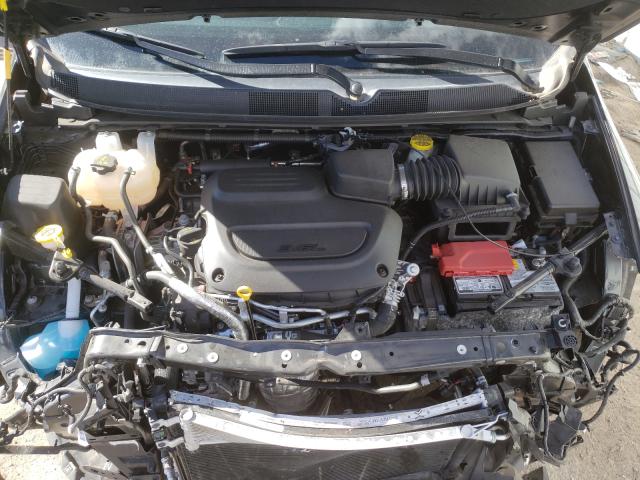 2020 CHRYSLER VOYAGER L 2C4RC1AG5LR111105