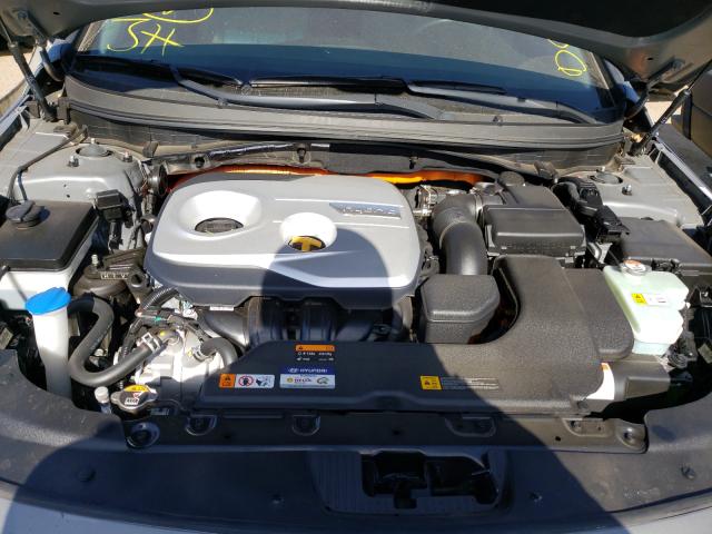 2017 HYUNDAI SONATA PLU KMHE54L23HA072792