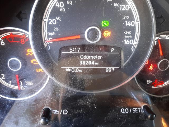 2018 VOLKSWAGEN BEETLE SE 3VWJD7AT2JM708580