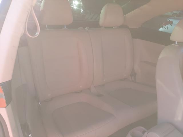 2018 VOLKSWAGEN BEETLE SE 3VWJD7AT2JM708580