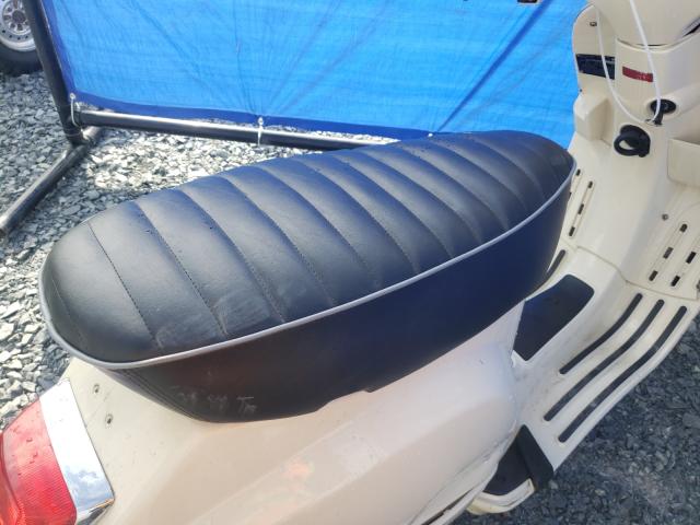 2011 VESPA LX 150IE ZAPM688F6B5400236