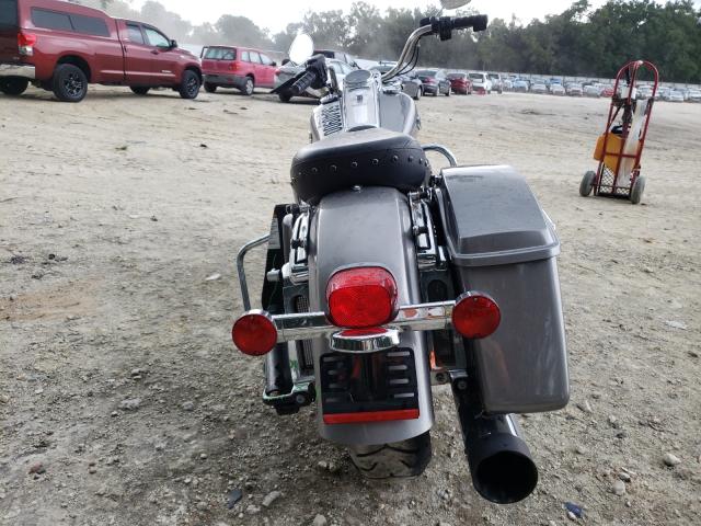 2017 HARLEY-DAVIDSON FLHR ROAD 1HD1FBC18HB604221