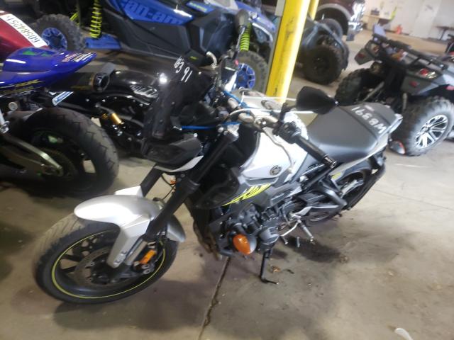 2017 YAMAHA FZ09 JYARN53E9HA001159