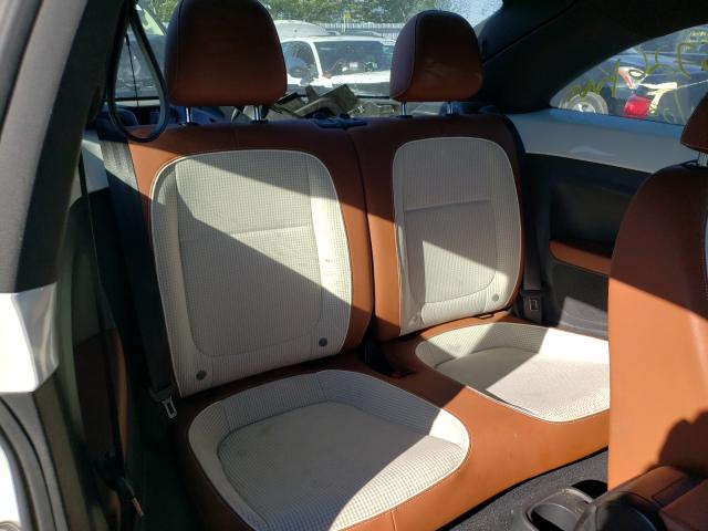 2016 VOLKSWAGEN BEETLE SE 3VWJ07AT2GM608371