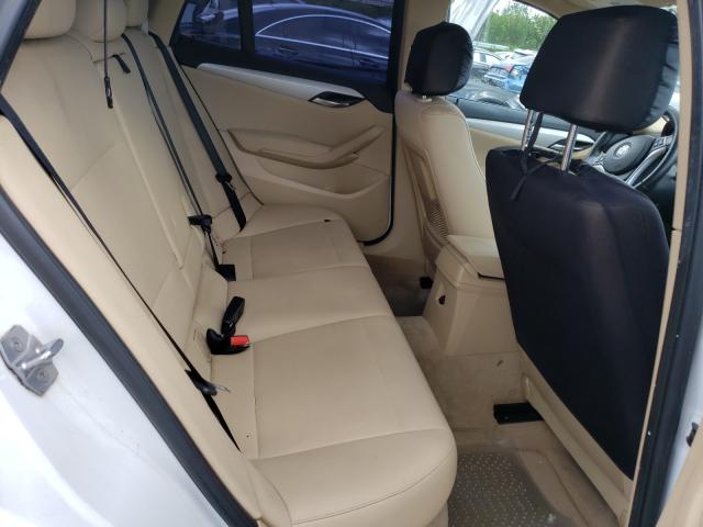 2015 BMW X1 WBAVM1C58FV498691