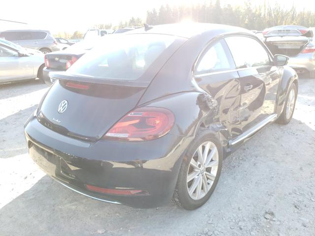2018 VOLKSWAGEN BEETLE SE 3VWJD7AT3JM702755