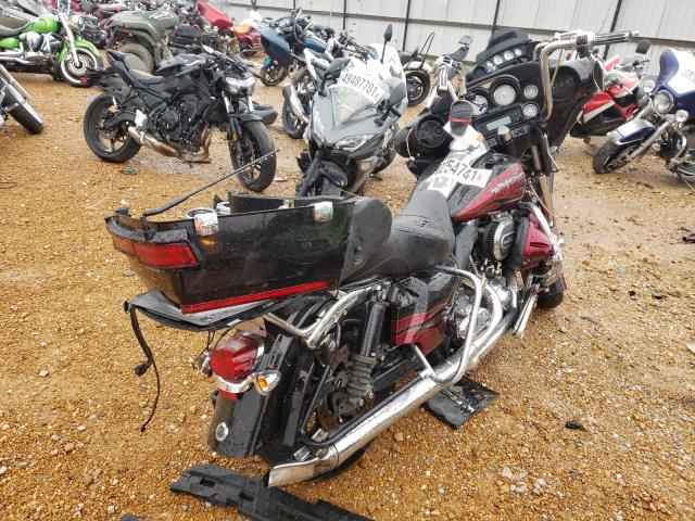 2011 HARLEY-DAVIDSON FLHTCUSE6 1HD1PR813BB951977