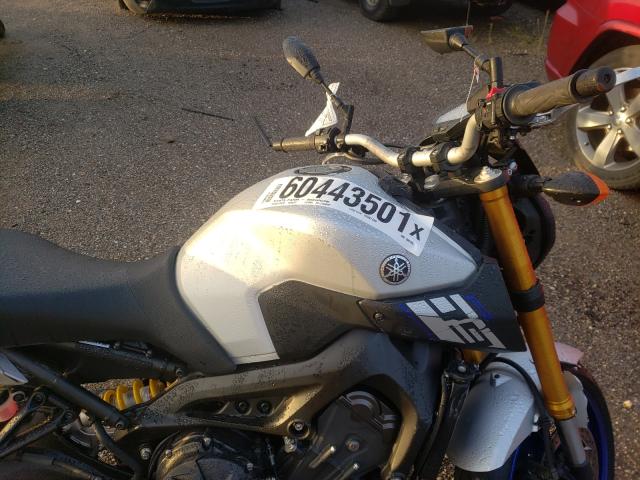 2015 YAMAHA FZ09 JYARN33E0FA006185
