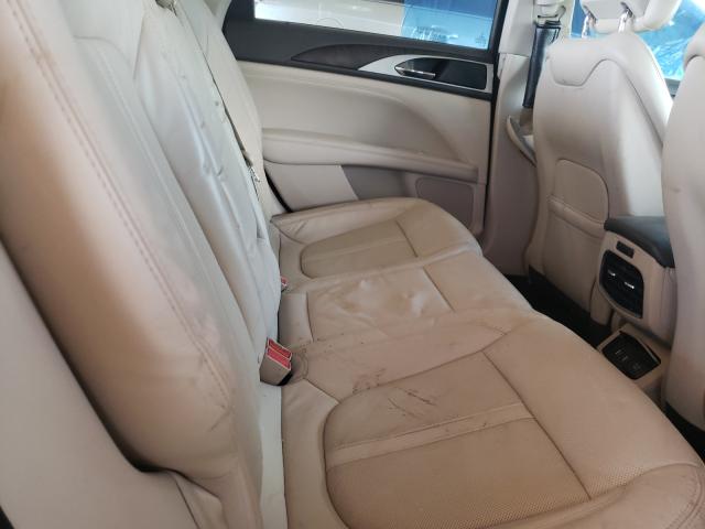 2017 LINCOLN MKZ RESERV 3LN6L5F92HR649097