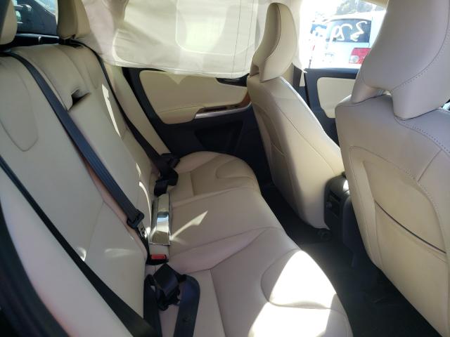 2017 VOLVO XC60 T5 IN YV440MDUXH2199982
