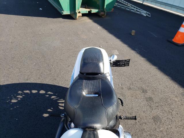 2017 HARLEY-DAVIDSON FXSB BREAK 1HD1BFV16HB011764