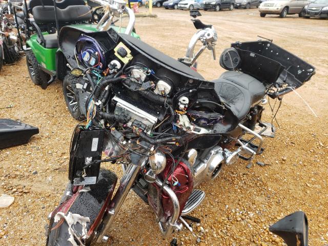 2011 HARLEY-DAVIDSON FLHTCUSE6 1HD1PR813BB951977