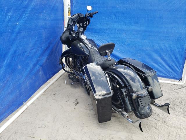 2011 HARLEY-DAVIDSON FLHX 1HD1KB410BB609026