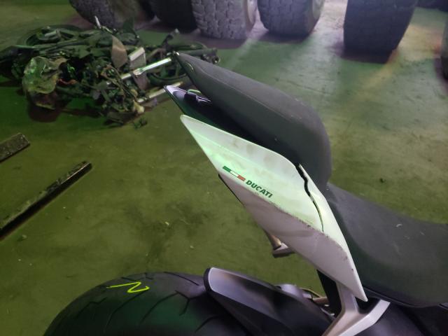 2021 DUCATI PANIGALE V ZDMHAATW6MB004090