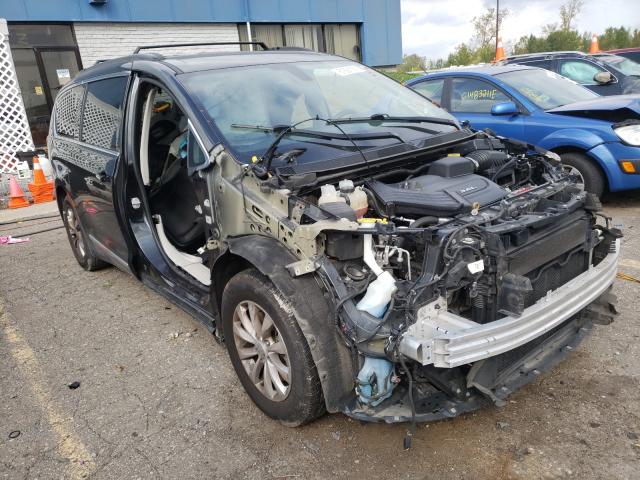 Vehiculos salvage en venta de Copart Woodhaven, MI: 2017 Chrysler Pacifica T