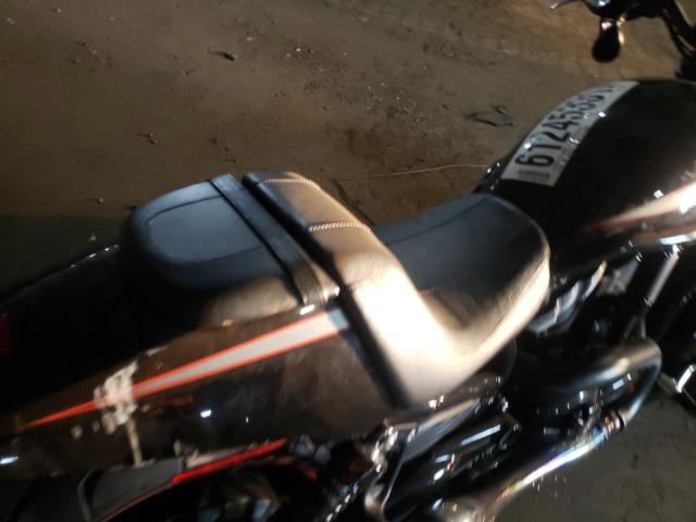 2016 HARLEY-DAVIDSON VRSCDX NIG 1HD1HHH19GC806256