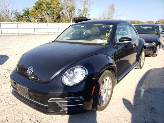 2018 VOLKSWAGEN BEETLE SE 3VWJD7AT3JM702755