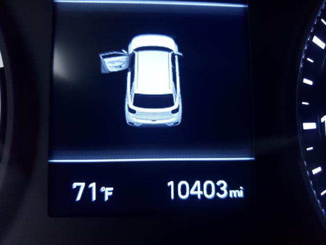 2021 HYUNDAI VENUE SE KMHRB8A31MU108825