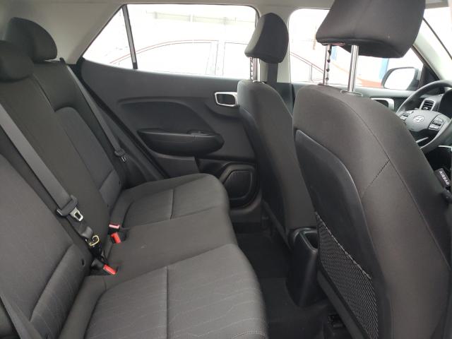 2021 HYUNDAI VENUE SE KMHRB8A31MU108825