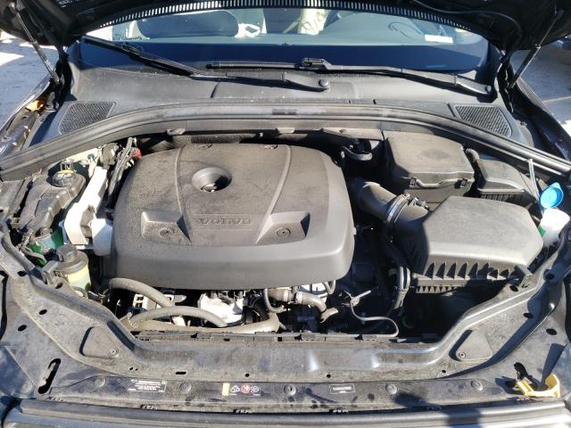 2017 VOLVO XC60 T5 IN YV440MDUXH2199982