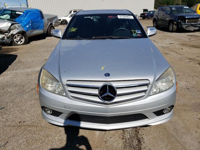 2010 MERCEDES-BENZ 300-CLASS WDDGF81X49R073944