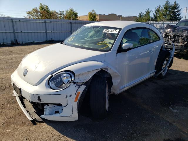 2016 VOLKSWAGEN BEETLE SE 3VWJ07AT2GM608371