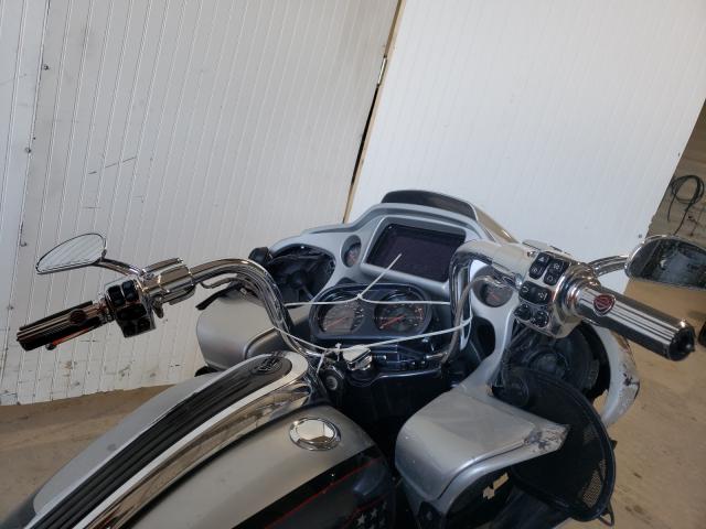 2019 HARLEY-DAVIDSON FLTRXSE 1HD1TCL18KB955328