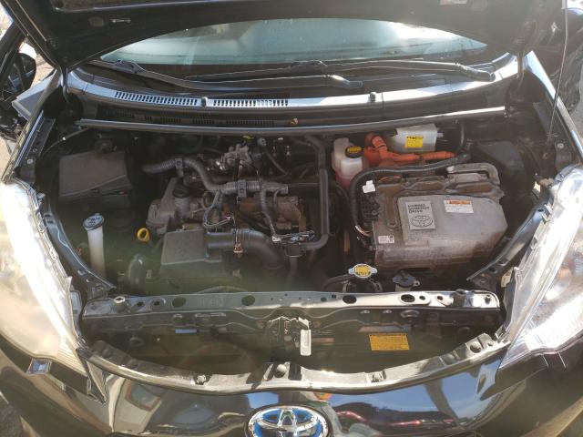 2013 TOYOTA PRIUS HYBR JTDKDTB31D1049519