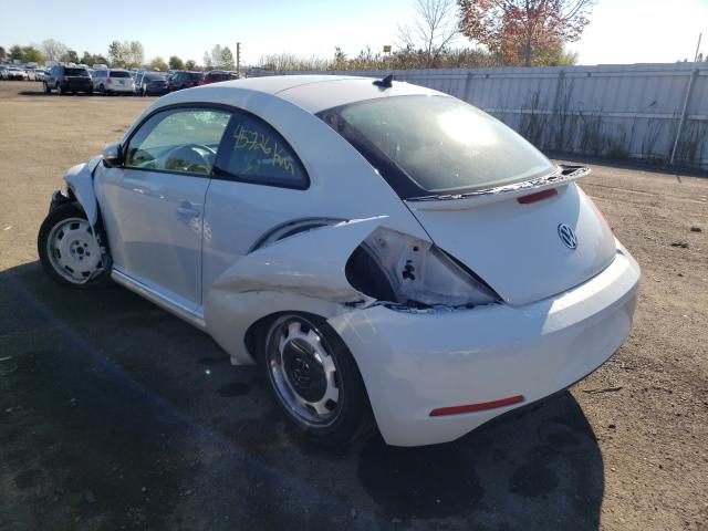 2016 VOLKSWAGEN BEETLE SE 3VWJ07AT2GM608371
